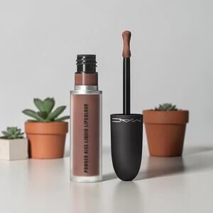 MAC Powder Kiss Liquid Lip Color - Buffiest 953